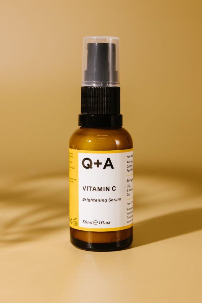 Гибридная сыворотка с витамином С и скваланом Q+A Vitamin C Brightening Serum 30ml