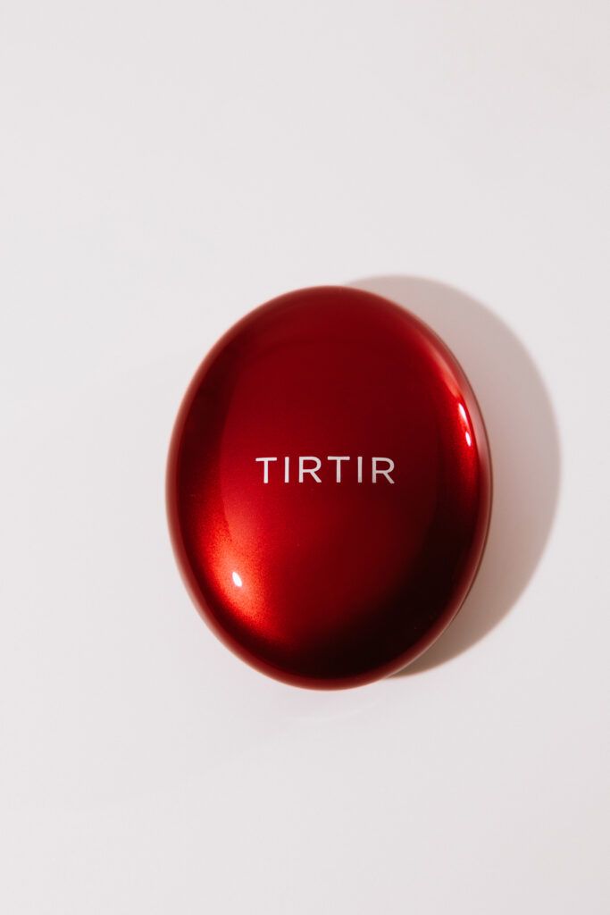 Тональный кушон с полуматовым финишем в тревел формате TIRTIR Mask Fit Red Mini Cushion [21N Ivory] SPF40 PA++ 4,5g