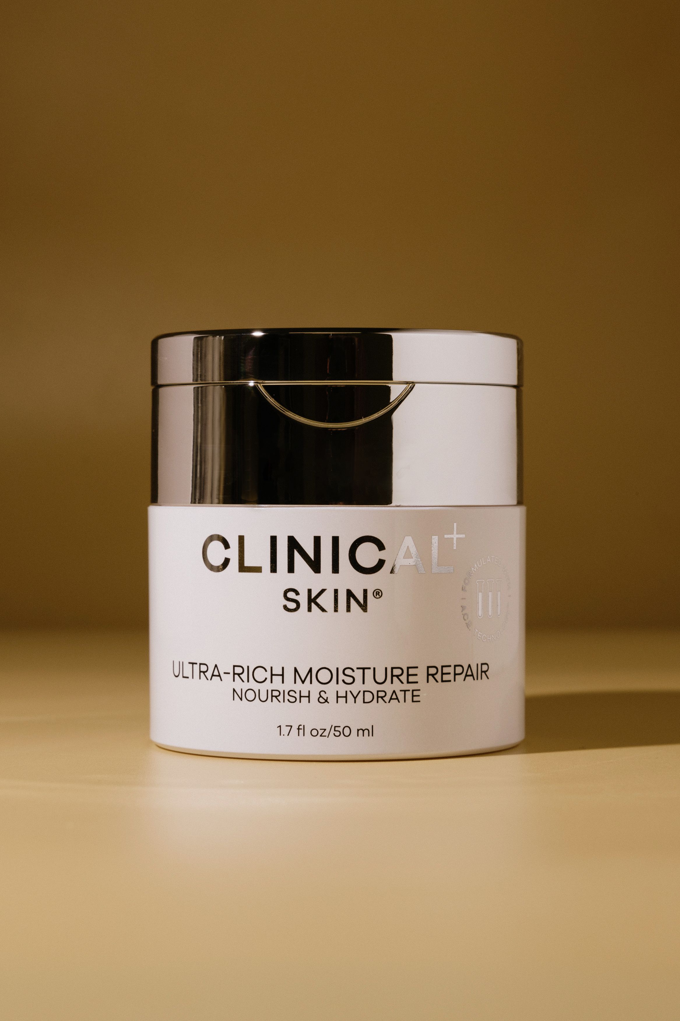 

Насыщенный увлажняющий крем CLINICAL SKIN Ultra-Rich Moisture Repair 50ml