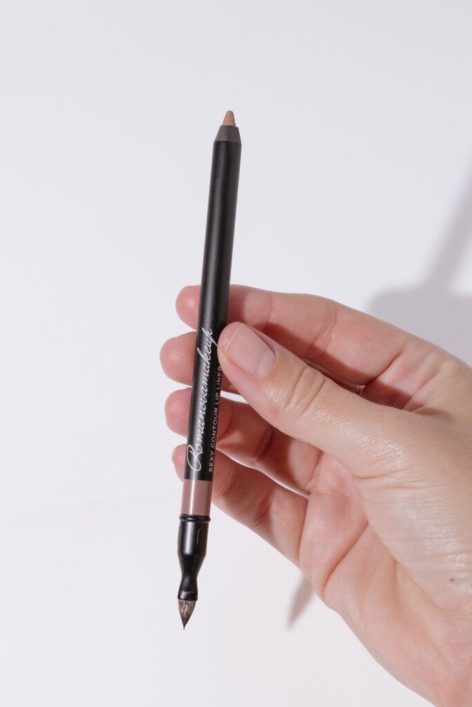 Контур-карандаш для губ Romanovamakeup Sexy Contour Lip Liner ICE KISS 1.2g