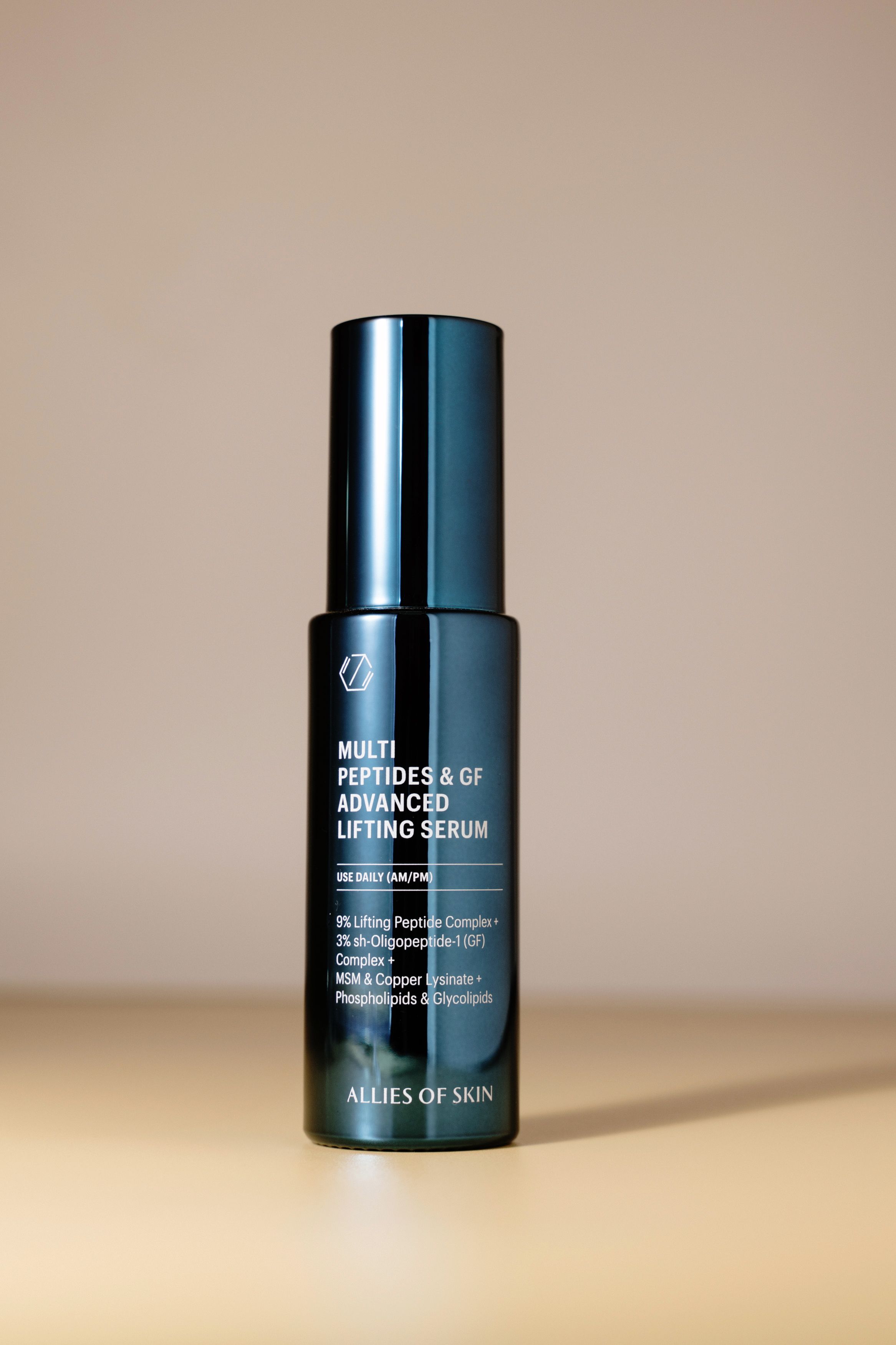 

Разглаживающая мультипептидная сыворотка с фактором роста ALLIES OF SKIN Multi Peptides & GF Advanced Lifting Serum 30ml