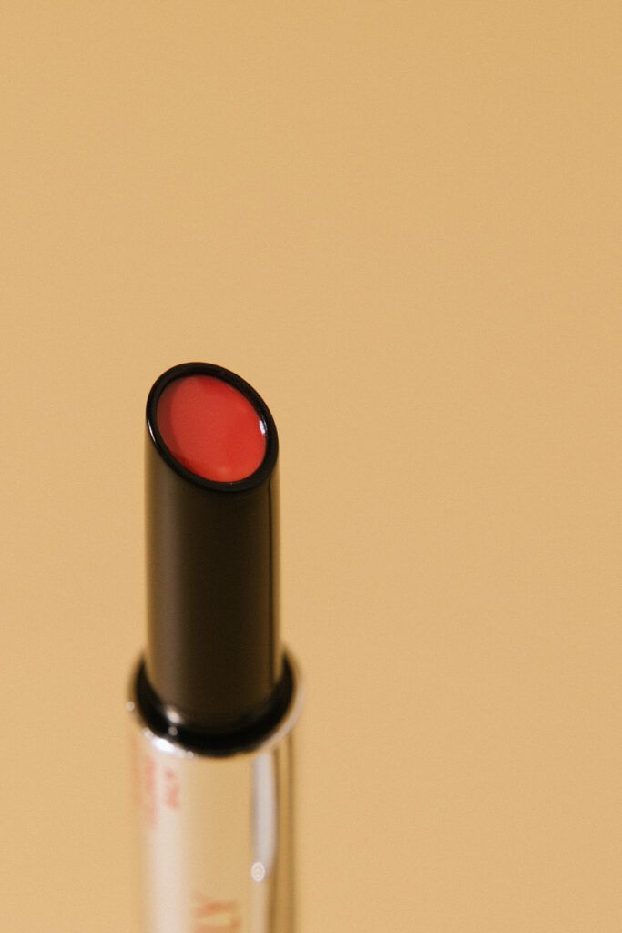BU// Тающий бальзам для объема губ – коралловый Vely Vely Glass Lip Voluming Balm – 02 Healthy Coral 1.7g