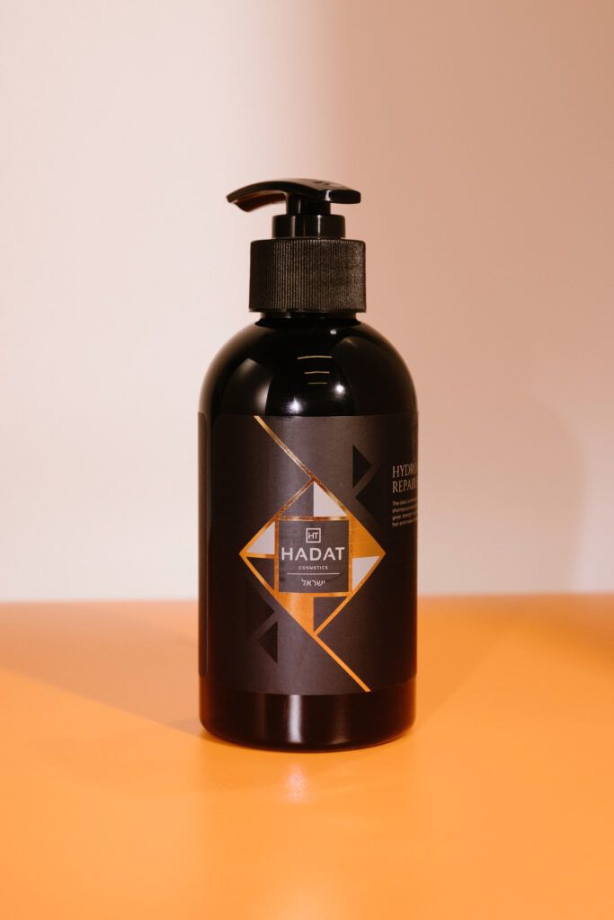Восстанавливающий шампунь HADAT Hydro Intensive Repair Shampoo 250ml