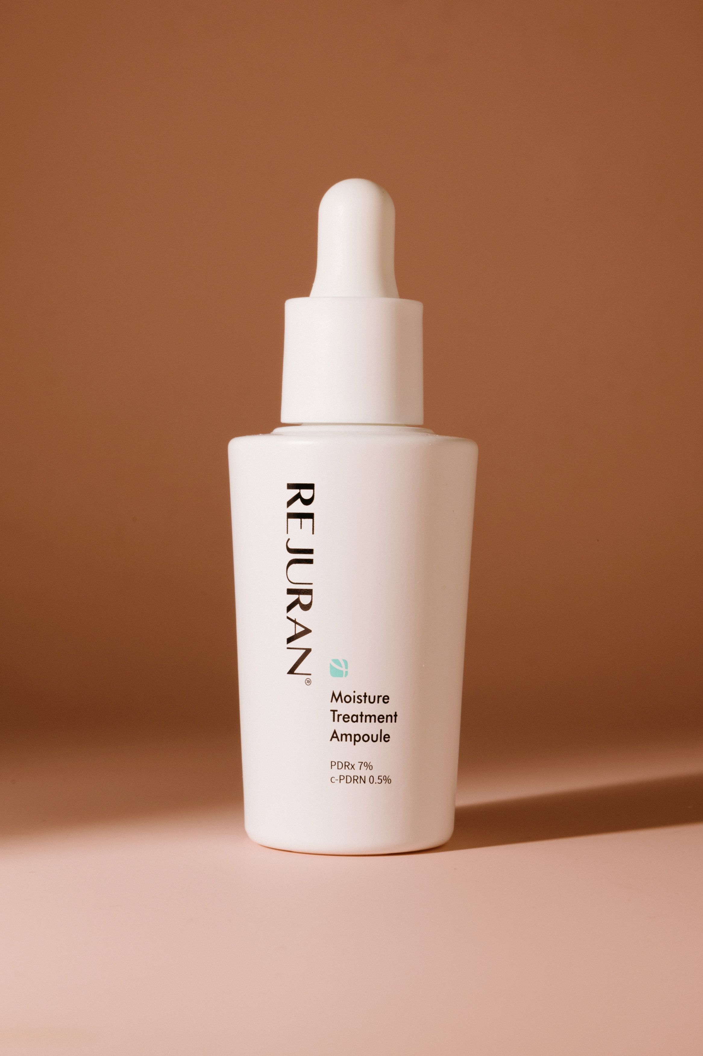 

Увлажняющая восстанавливающая сыворотка REJURAN Moisture Treatment Ampoule 30мл