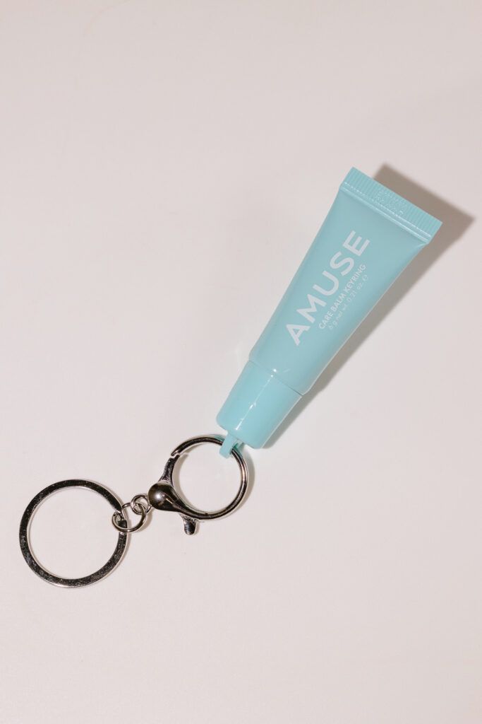 Брелок-бальзам для губ Amuse Care/Tint Balm Keyring [01 Rice] 6g