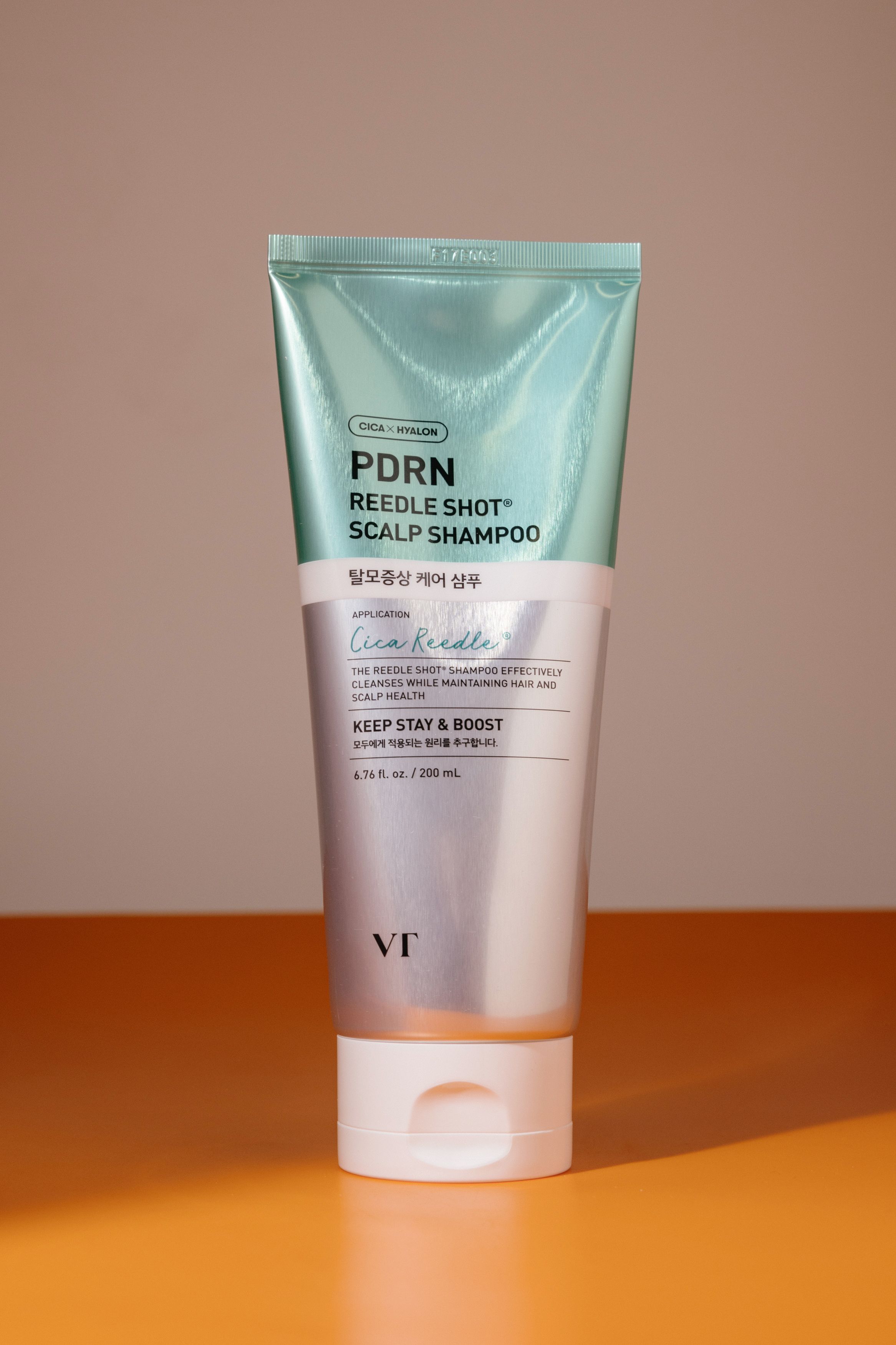 

Шампунь от выпадения волос с ПДРН и микроиглами VT PDRN Reedle Shot Scalp Shampoo 200ml