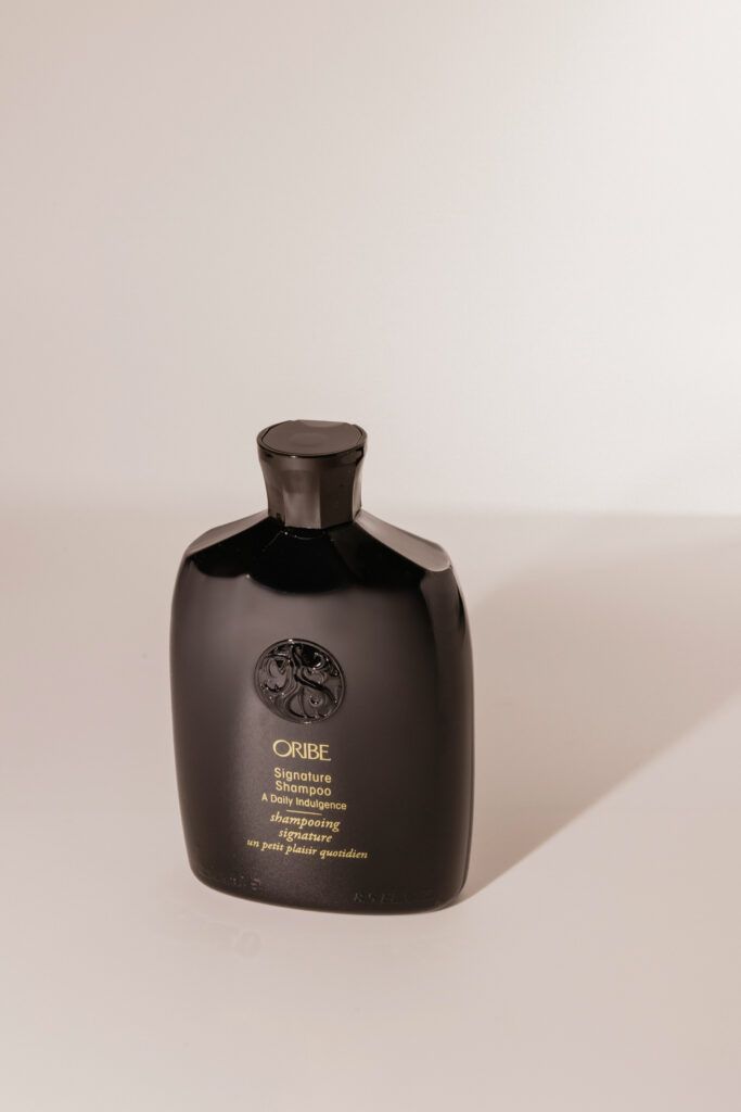Шампунь для ежедневного ухода Вдохновение дня Oribe Signature Shampoo A Daily Indulgence 250 ml 