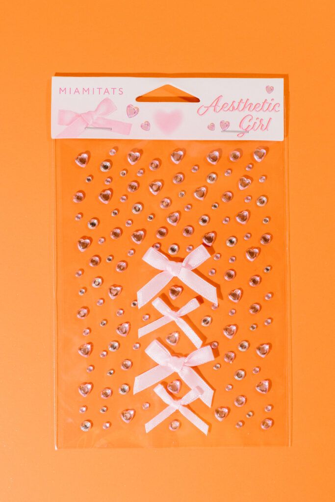 Кристаллы на клейком слое MIAMITATS Aesthetic Girl Pink Ribbon