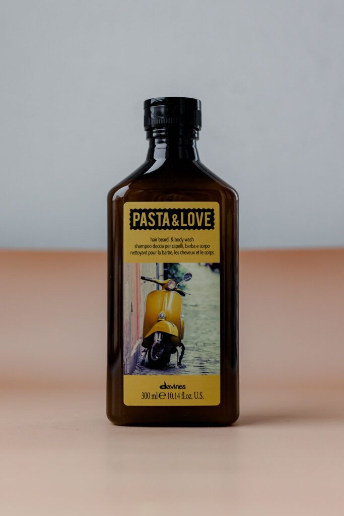 Шампунь для ухода за волосами, бородой и телом DAVINES Pasta & Love Hair Beard & Body 300 ml