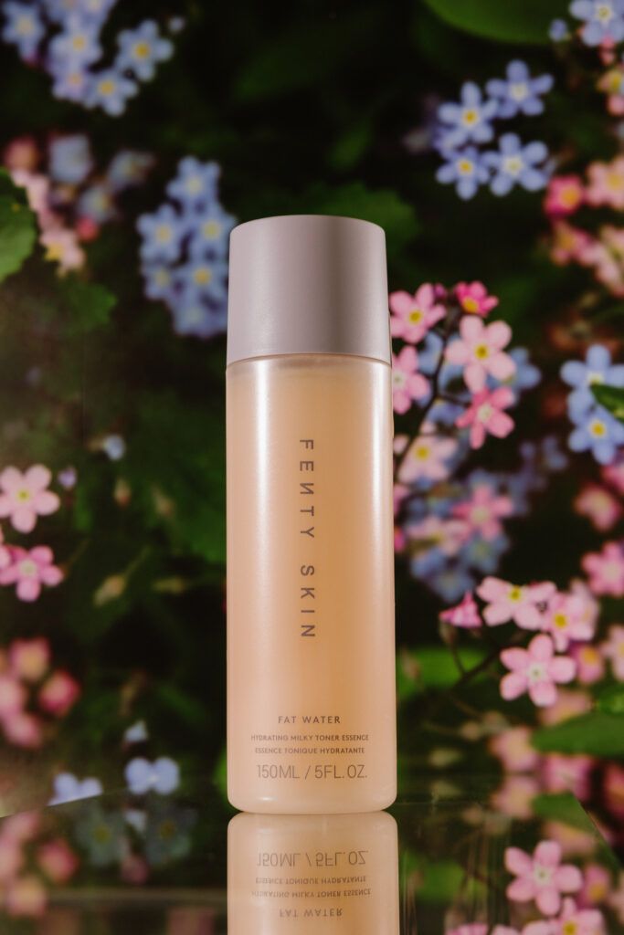 

Увлажняющий молочный тоник Fenty Beauty Fat Water Hydrating Milky Toner Essence 150ml