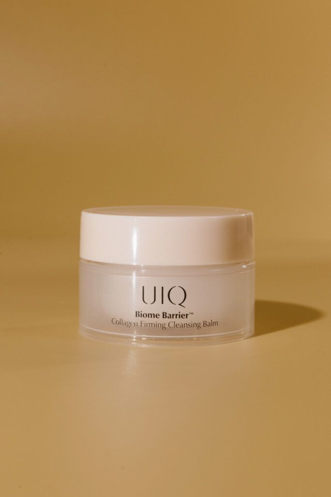 Очищающий бальзам с коллагеном и постбиотиками UIQ Biome Barrier Collagen Firming Cleansing Balm 10ml