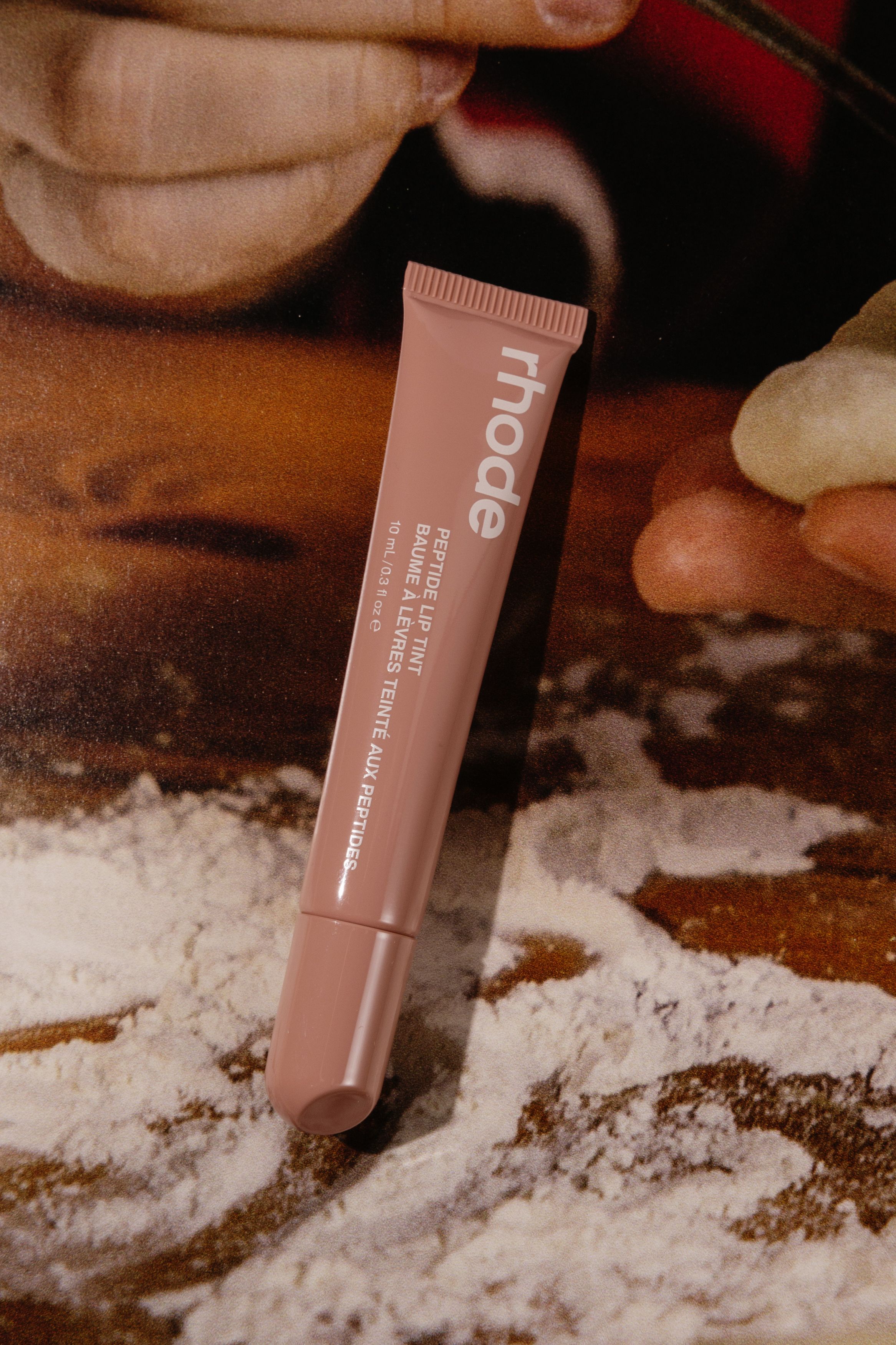 

Питательный тинт для губ Rhode Peptide Lip Tint [Toast] 10ml