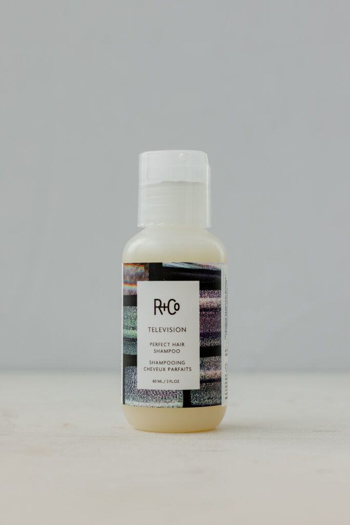 BU// ПРЯМОЙ ЭФИР шампунь для совершенства волос (тревел) R+Co TELEVISION Perfect Hair Shampoo (travel) 60ml