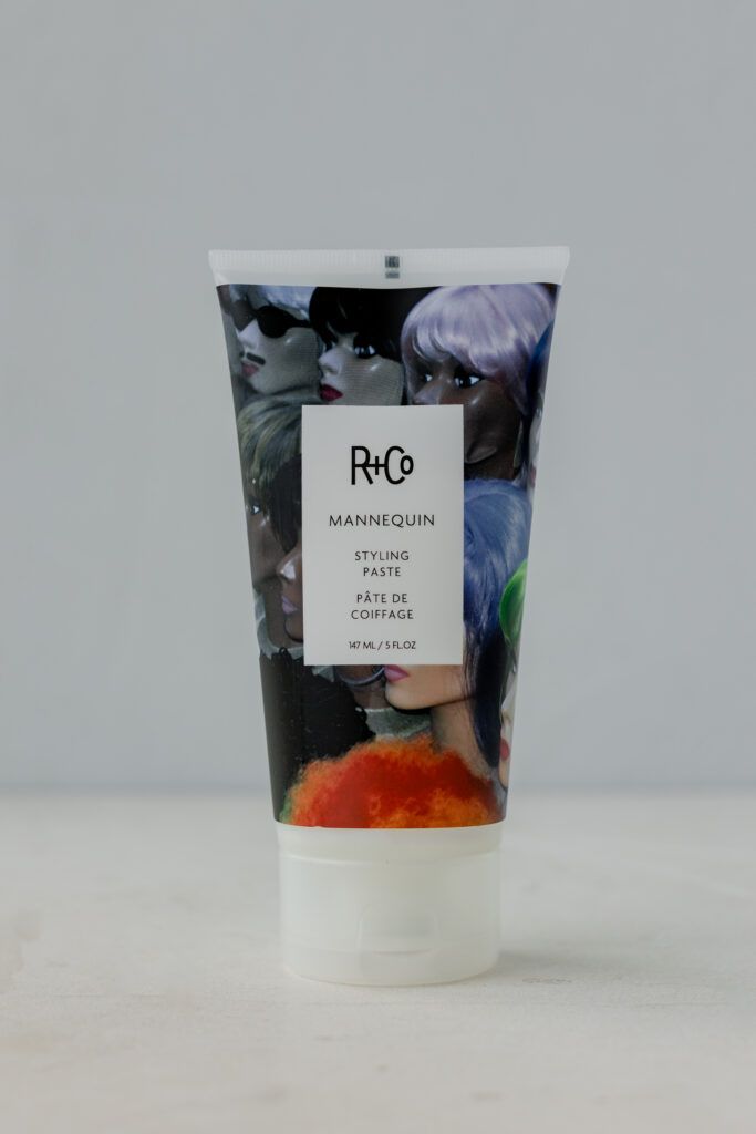 

BU// МАНЕКЕН паста для укладки R+Co MANNEQUIN Styling Paste 147ml