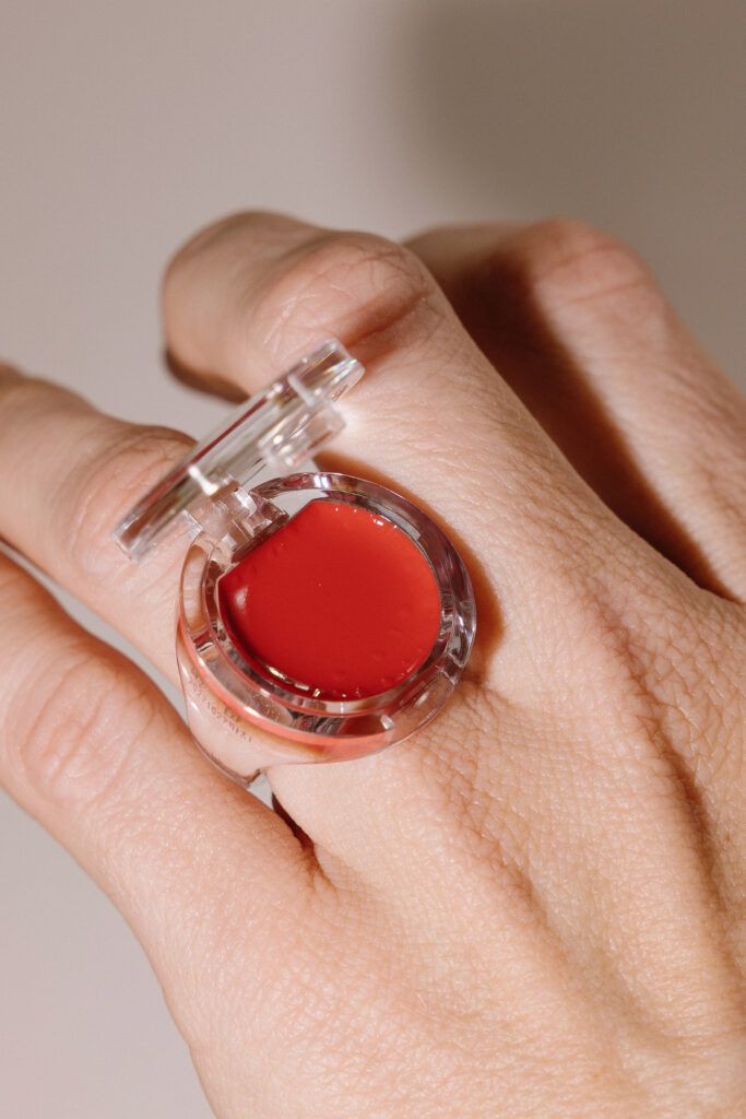 Кольцо-бальзам для губ Amuse Ring Lip Balm [04 I Love You Ring] 0,9g