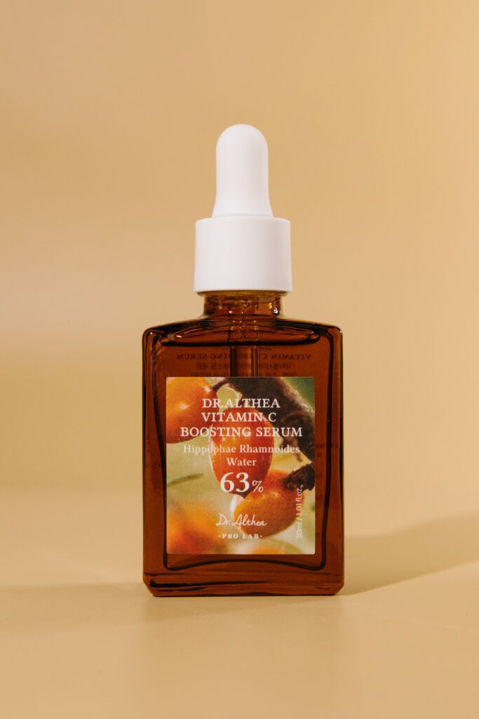 Укрепляющая бустер-сыворотка с 63% облепиховой воды Dr. Althea Vitamin C Boosting Serum 63% 30ml 