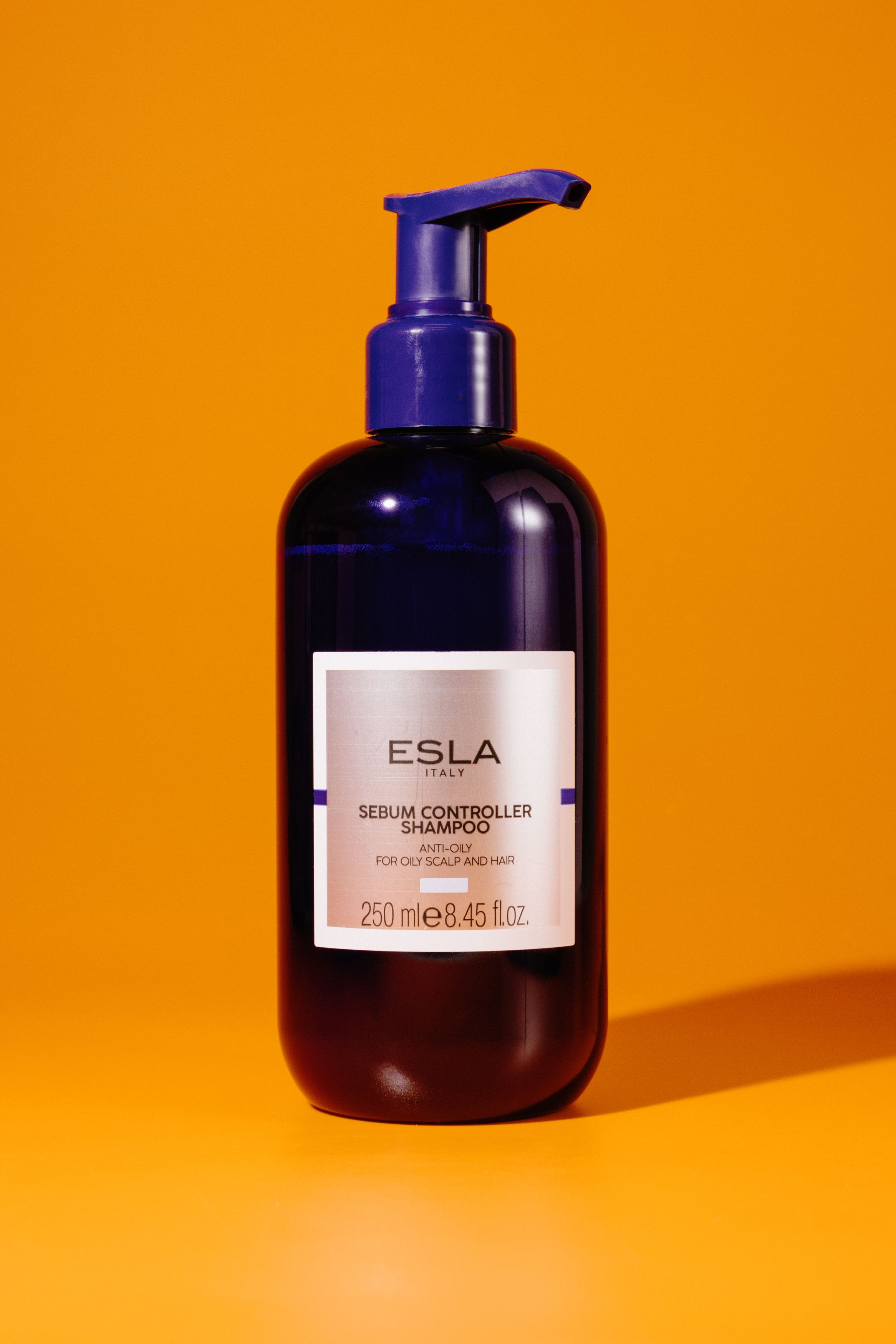 Балансирующий шампунь для кожи головы ESLA Italy Sebum Controller Shampoo 250ml