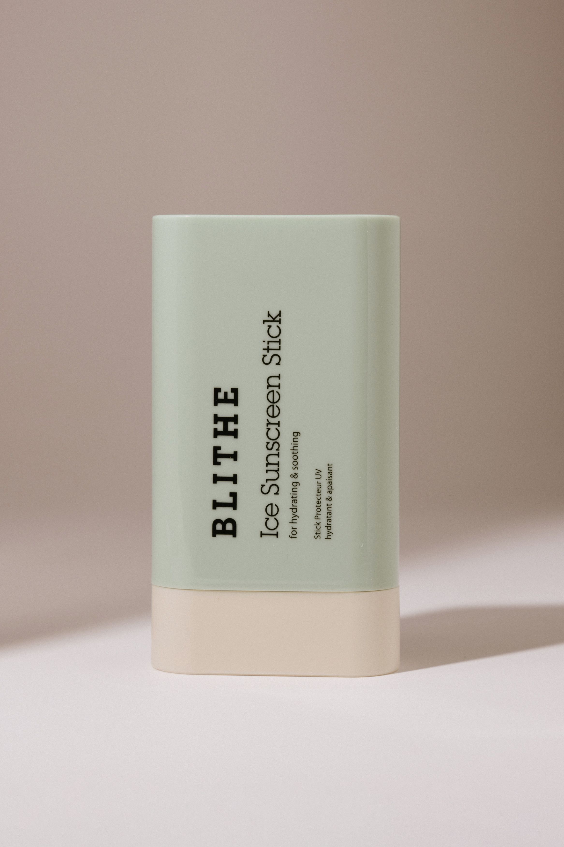 

Охлаждающий солнцезащитный стик BLITHE Ice Sunscreen Stick SPF50+ PA++++ 21г