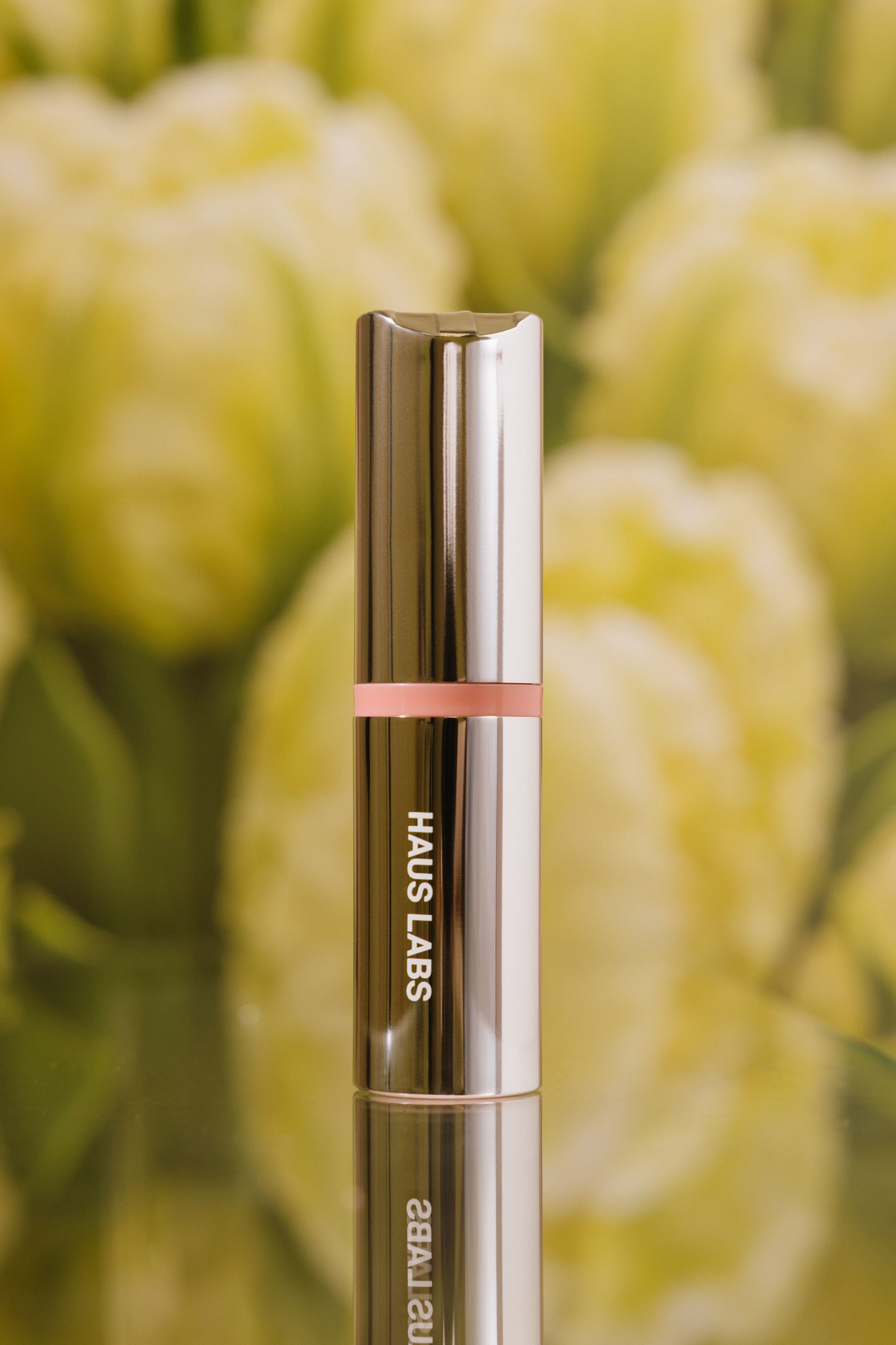 

Румяна [Glassy Pomelo] HAUS LABS Color Fuse Glassy Cheek Blush Balm Stick 5г