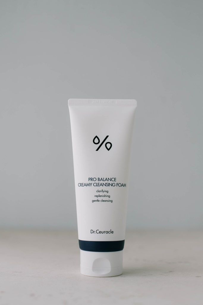 Мягкая кремовая пенка  Dr. Ceuracle Pro Balance Creamy Deep Cleansing Foam 150ml