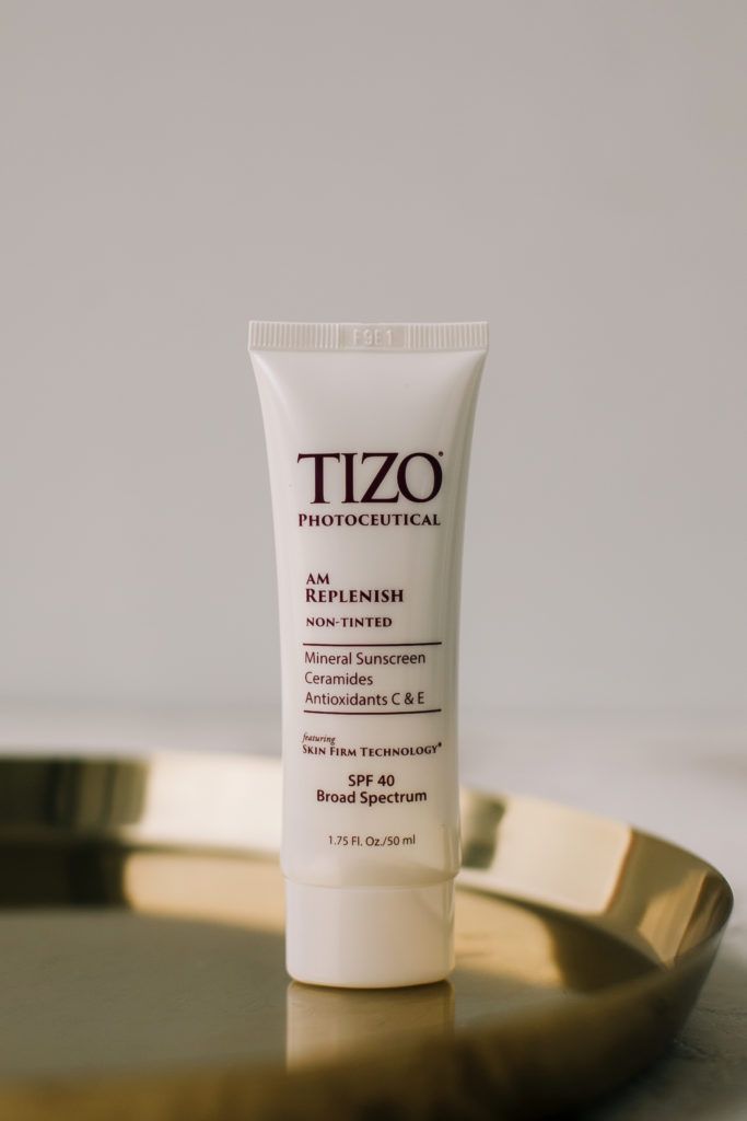 Дневной питательный крем TiZO Photoceutical AM Replenish SPF 40 Non-Tinted 50ml