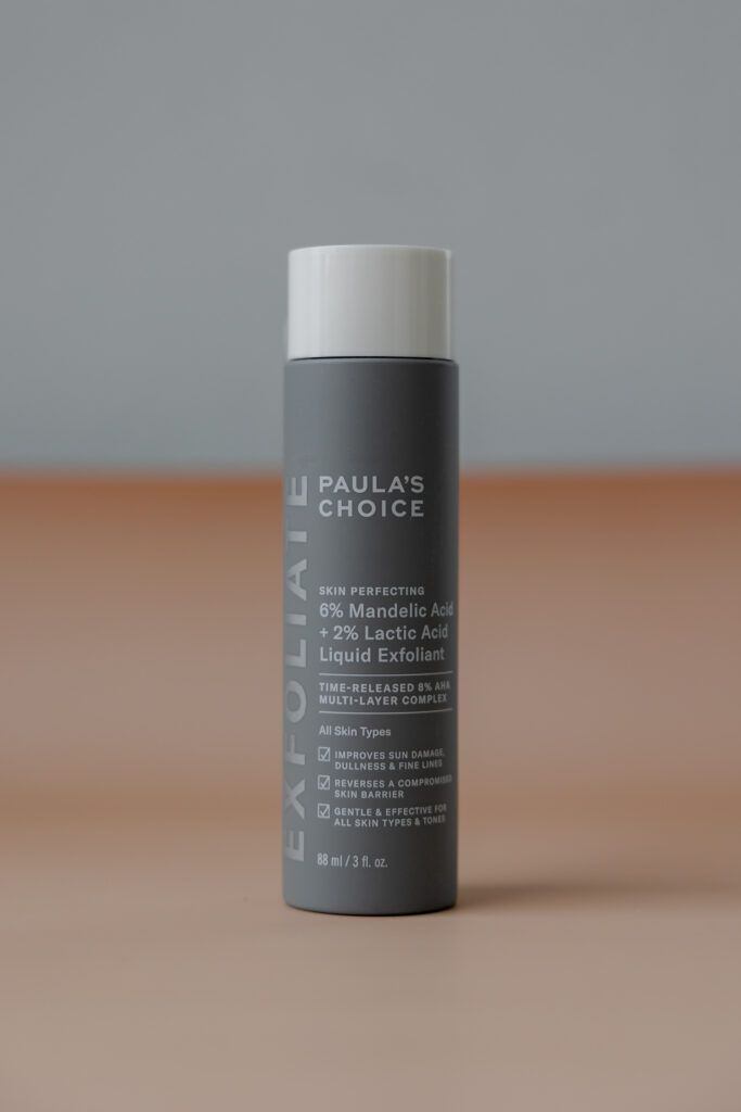 Пилинг на основе миндальной и молочной кислот Paula's Choice Skin Perfecting 6% Mandelic Acid + 2% Lactic Acis Liquid Exfoliant 88ml