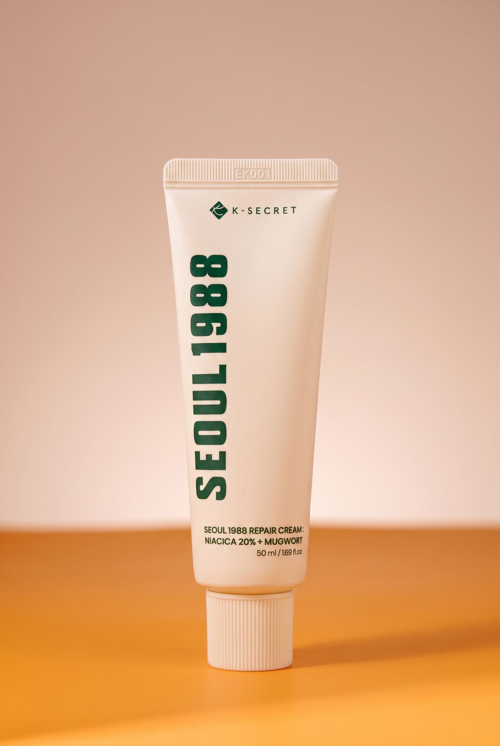 

Восстанавливающий крем для лица K-Secret Seoul 1988 Repair Cream: Niacica 20% + Mugwort 50мл