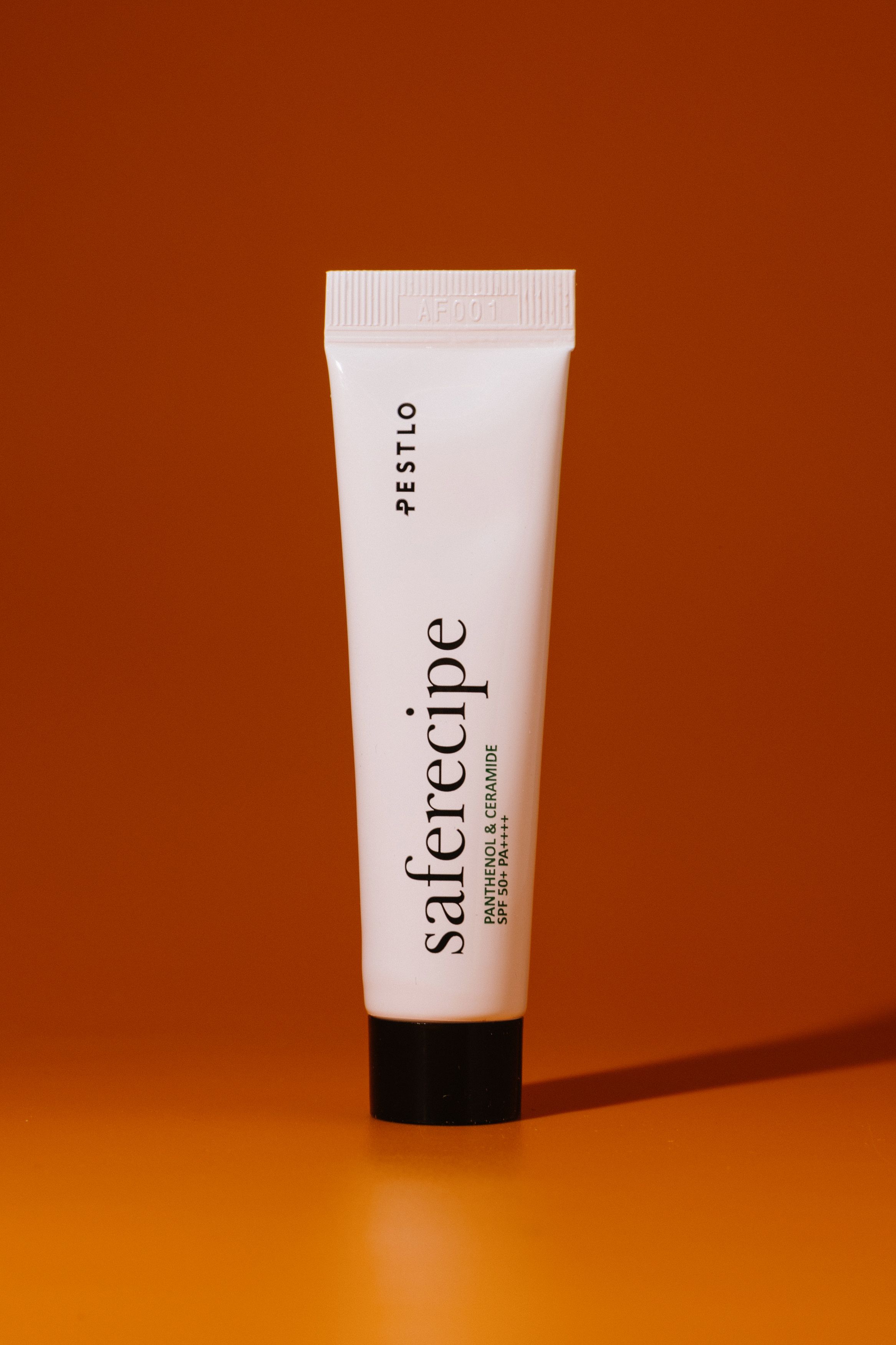 

Солнцезащитная эссенция PESTLO Safe Recipe Sun Essence Plus SPF50+ PA++++ 15ml