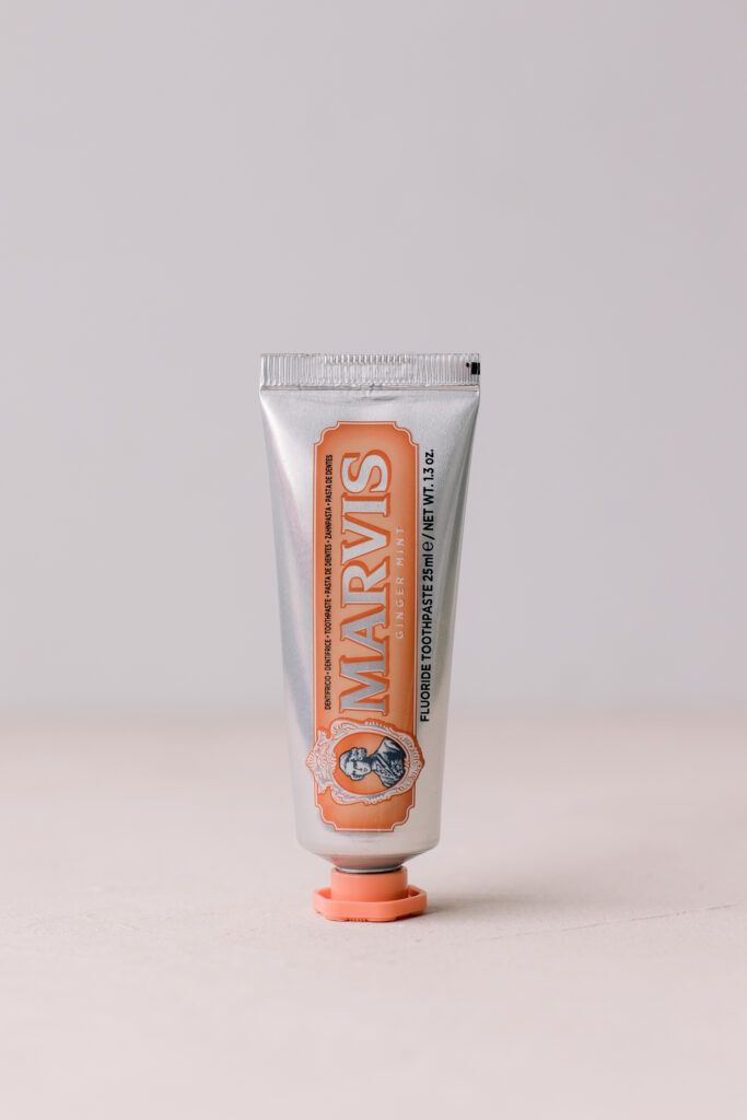 Зубная паста "Мята и имбирь" MARVIS Ginger Mint 25 ml