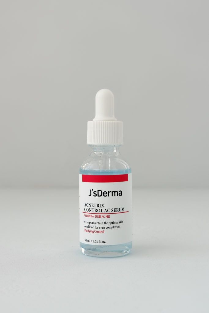 Сыворотка с содержанием ниацинамида и цинка JsDERMA  Acnetrix Control AC Serum 30ml