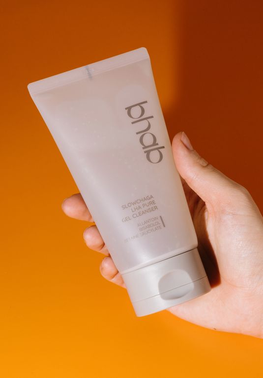 Мягкий очищающий гель с экстрактом гриба чаги BHAB Slowchaga LHA Pure Gel Cleanser 150ml