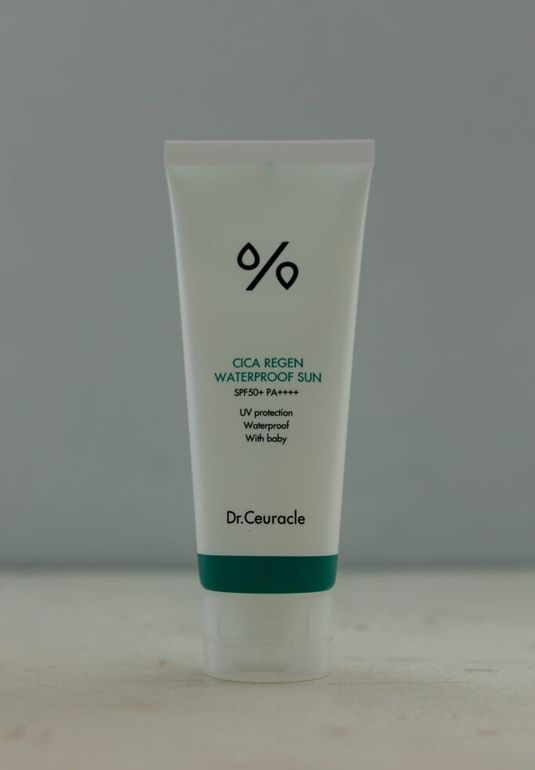 Водостойкий солнцезащитный крем с центеллой азиатской Dr.Ceuracle Cica Regen Waterproof Sun SPF50+ PA++++ 100ml