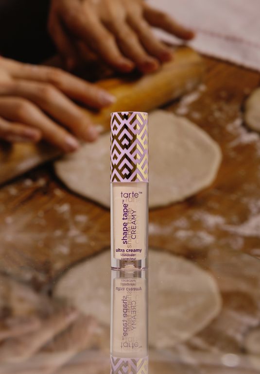 Кремовый консилер [22N Light Neutral] Tarte Shape Tape Creamy Concealer 1ml