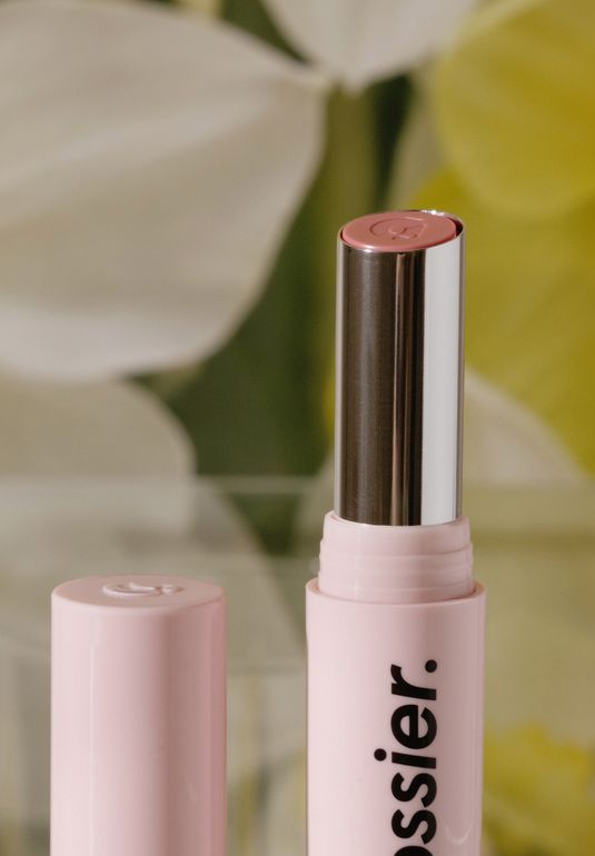 Оттеночный питательный бальзам для губ [Lucite] Glossier Ultralip 3г