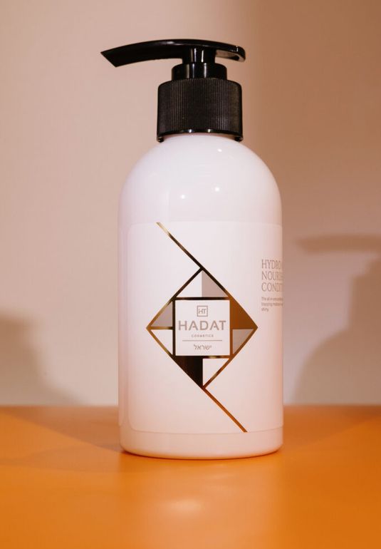 Увлажняющий кондиционер HADAT Hydro Nutrient Nourishing Conditioner 250ml
