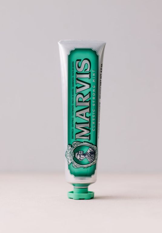 Зубная паста "Классическая Насыщенная Мята" MARVIS Classic Strong Mint 85 ml