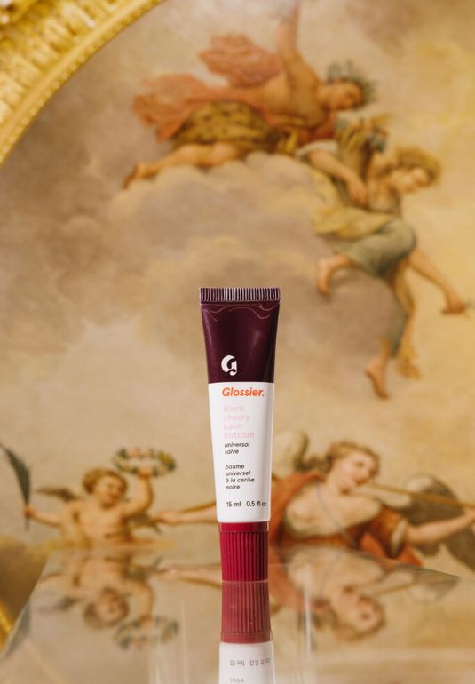 Питательный бальзам для губ с оттенком Black Cherry Glossier Balm Dotcom Lip Balm and Skin Salve 15мл