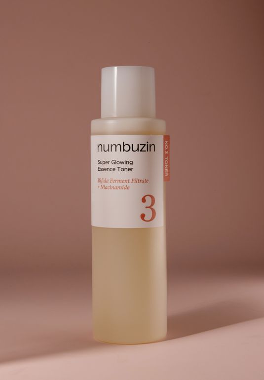 Выравнивающий тонер-эссенция для гладкости и сияния кожи numbuzin No.3 Super Glowing Essence Toner 200мл