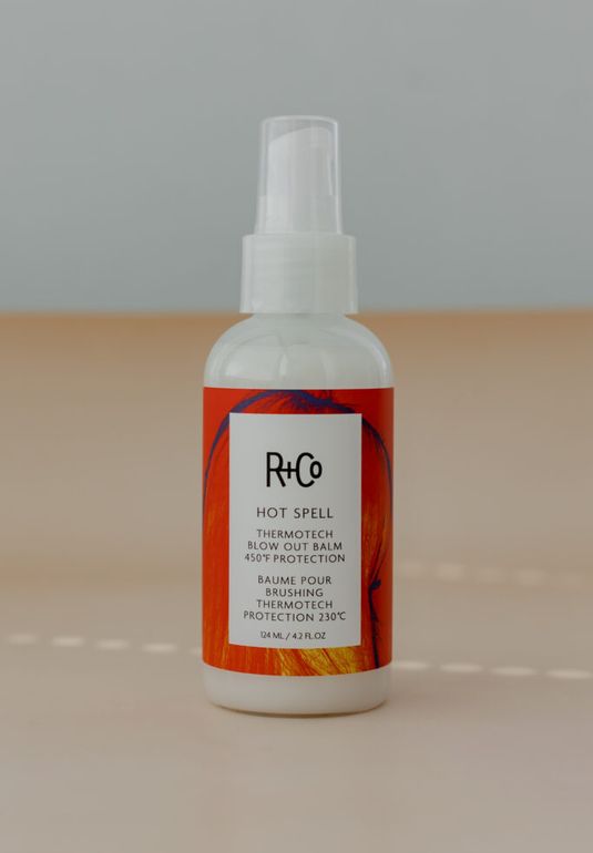ЖАР-ПТИЦА разглаживающий бальзам для укладки с термозащитой 230*С R+Co HOT SPELL Thermotech Blow Out Balm 450*F protection 124ml