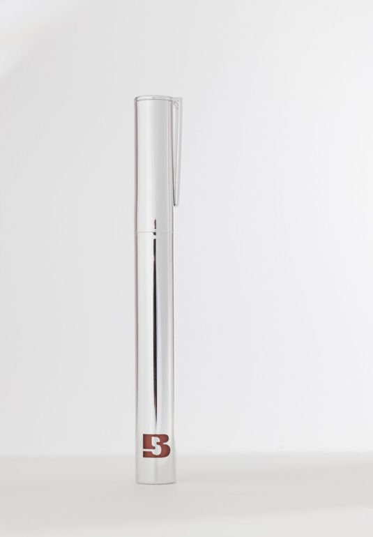 Сияющая и стойкая помада для губ BRAYE Scene Stealer Thin Glow Tint [05 Renown], 3,6г