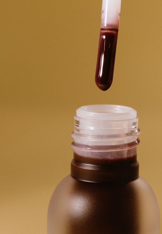 Оттеночное масло-плампер для губ TOCOBO Juicy Berry Plumping Lip Oil Glam Max [03 Black Cherry] 4g