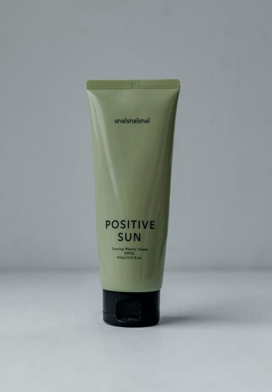 BU// Солнцезащитный лосьон с химическими фильтрами SHAISHAISHAI Positive Sun Tanning Watery Cream SPF22 150ml