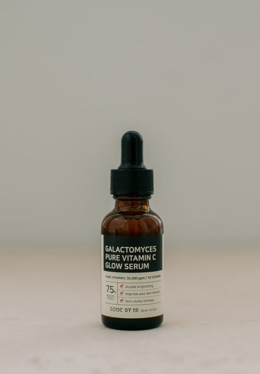 Антиоксидантная сыворотка с витамином С и галактомисисом SOME BY MI Galactomyces Pure Vitamin C Glow Serum 30ml
