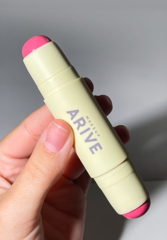 Двойные румяна в стике Arive Makeup Duo Blush Stick Soft Matte&Dewy [05 Rose] 10,8g