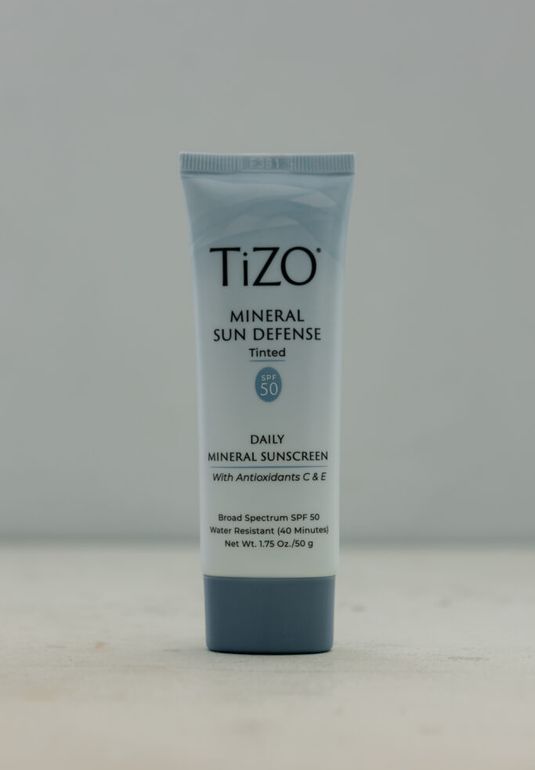 Крем солнцезащитный с оттенком TiZO Mineral Sun Defense SPF 50 50g