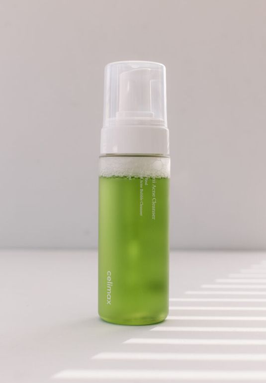 Пузырьковая пенка для проблемной кожи с экстрактом нони Celimax The Real Noni Acne Bubble Cleanser 155ml