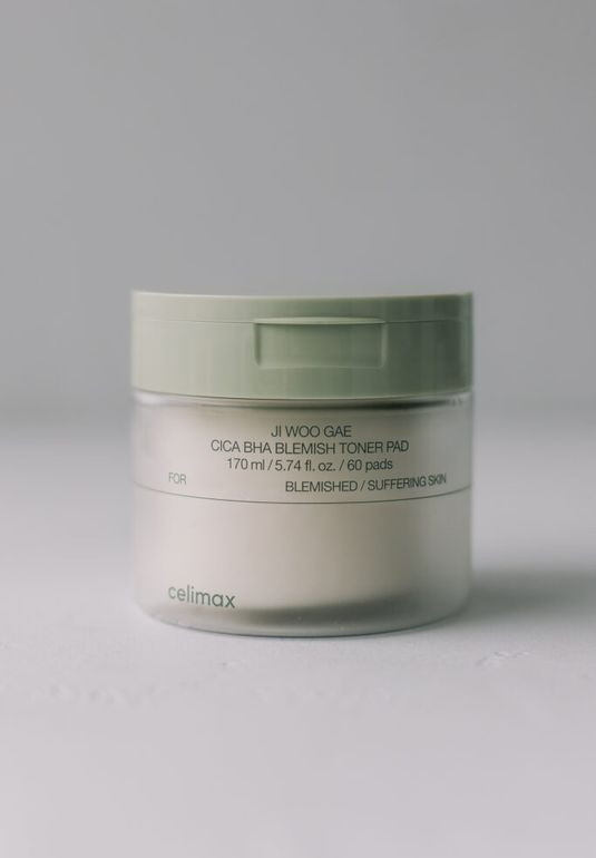 Успокаивающие тонер-пэды для проблемной кожи с BHA-кислотами Celimax Ji Woo Gae Cica BHA Blemish Toner Pad 170ml (60 шт)