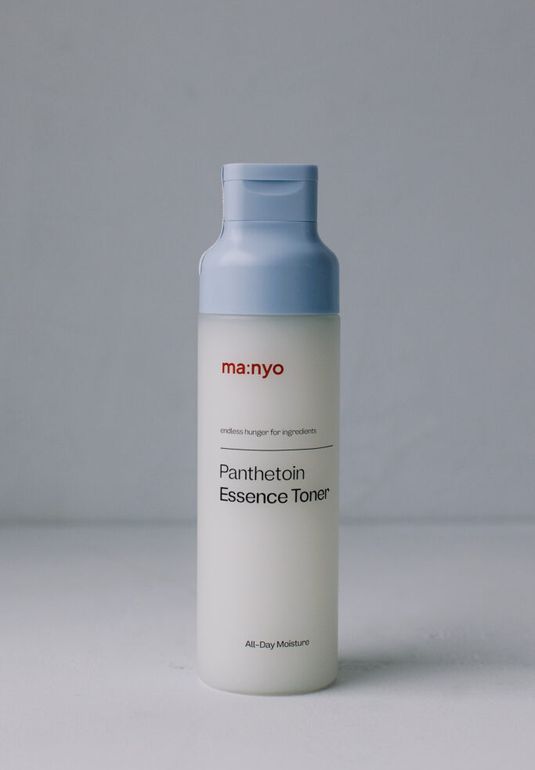 Тонер с пантетоином Manyo Panthetoin Essence Toner 200ml