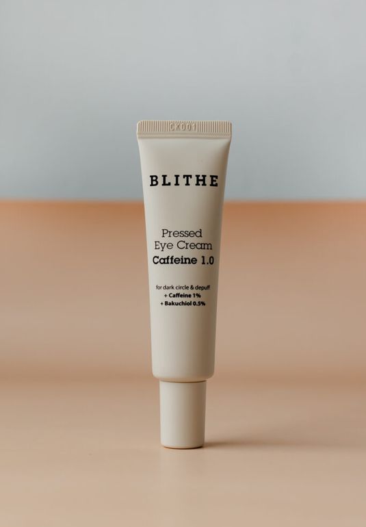 Крем для кожи вокрг глаз с кофеином BLITHE Pressed Eye Cream Caffeine 20 ml