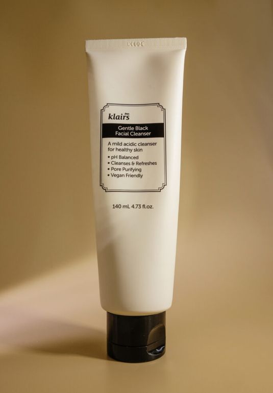 Нежная пенка с кремово-сливочной текстурой KLAIRS Gentle Black Facial Cleanser 140ml